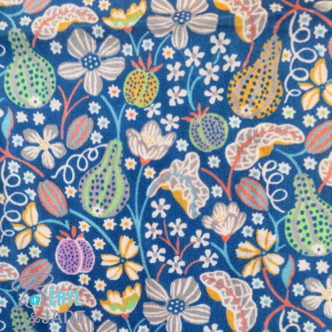 CLOUS D'OREILLE tissu Liberty et acier - couleurs sombres