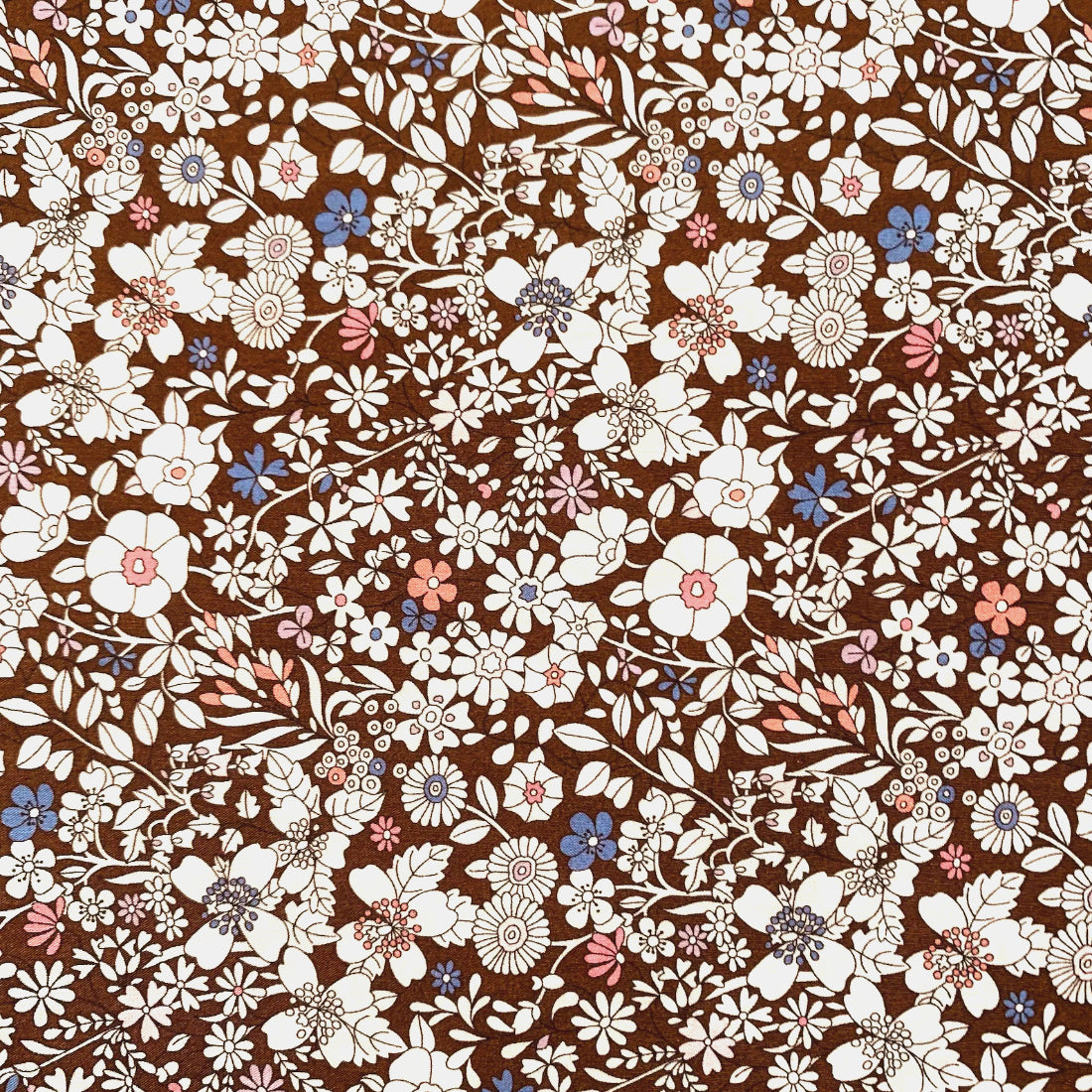 CLOUS D'OREILLE tissu Liberty et acier - couleurs sombres